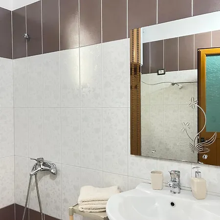 Blossom 3* فلورا